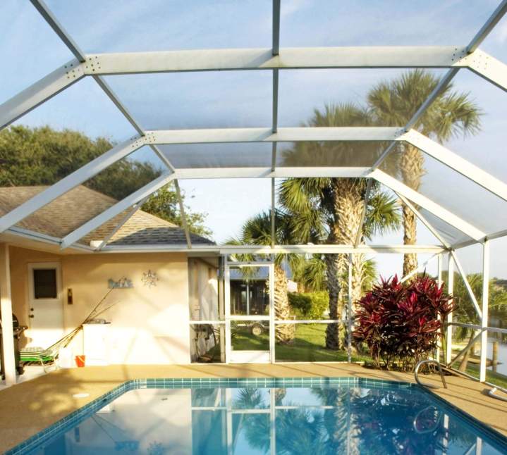 Installation abri piscine Toulon